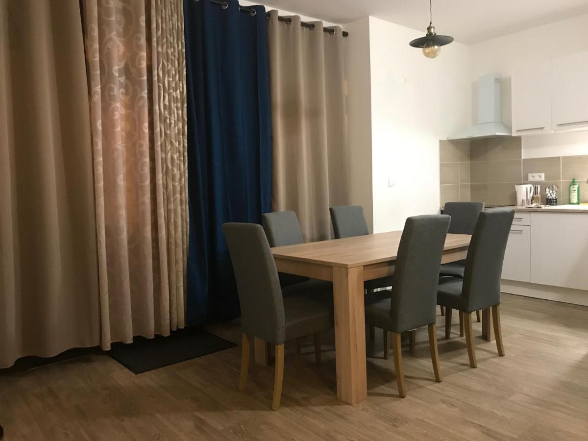Etape Moulinoise Apartamento Moulins  Exterior foto